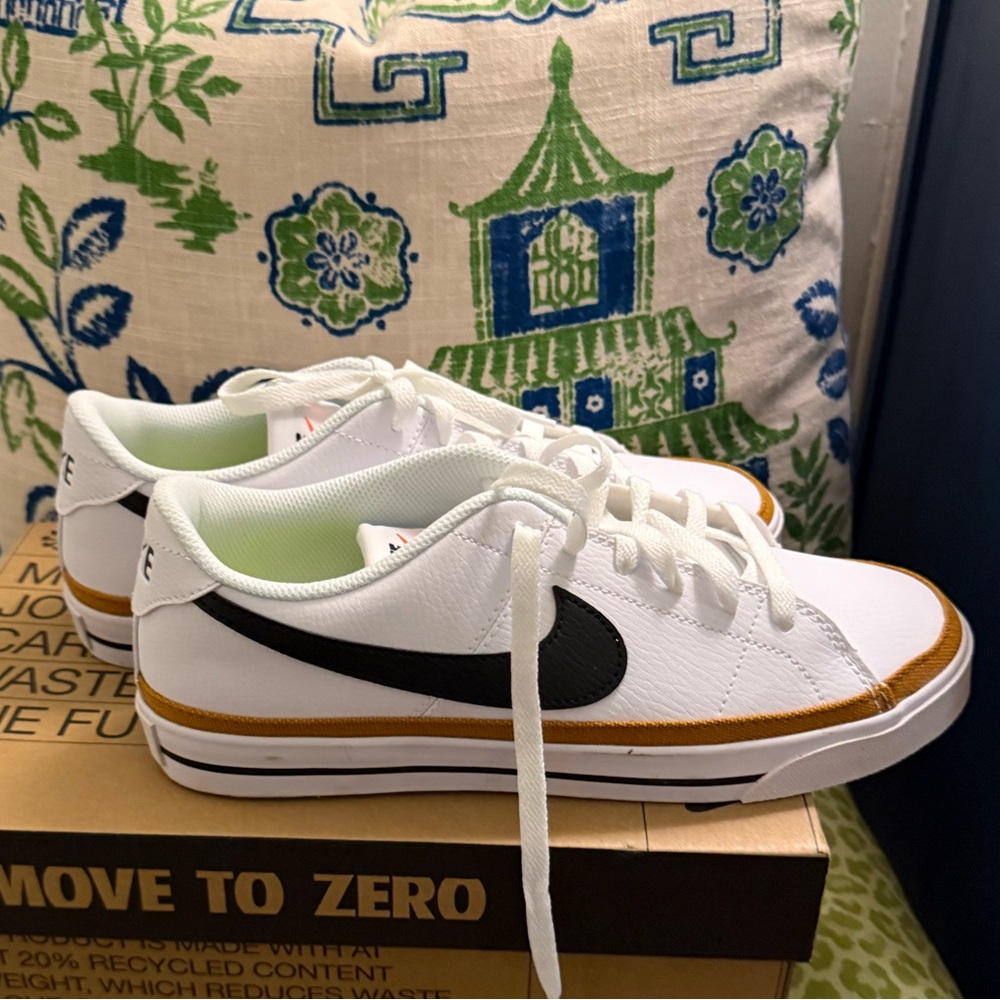 NIKE WOMENS COURT LEGACY SNEAKER NN - WHITE